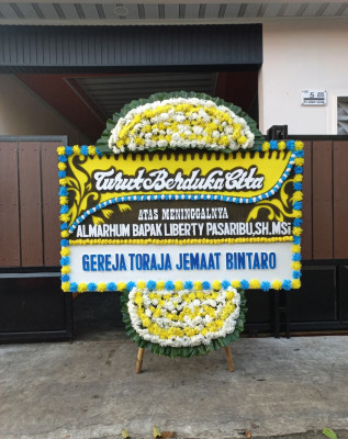 Papan Bunga Duka di Mariso